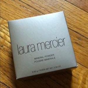Laura Mercier Mineral Powder Real Sand